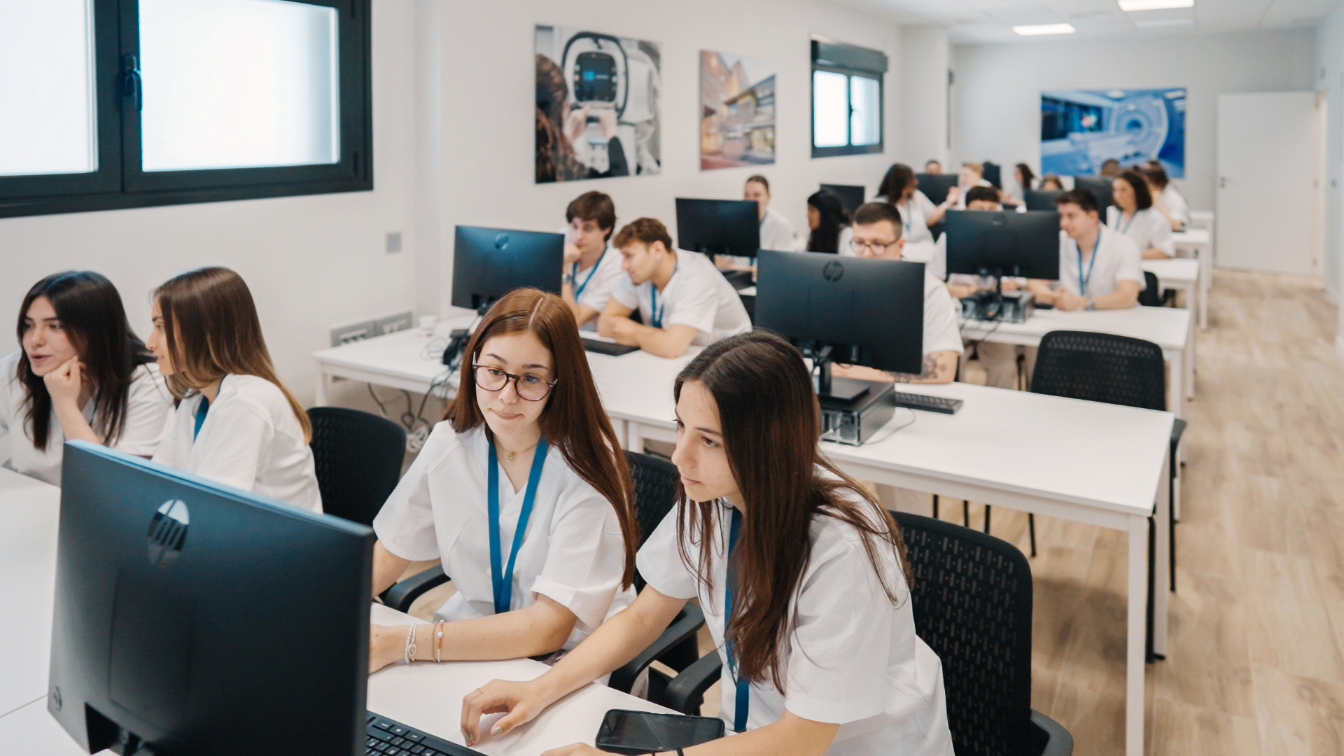Estudiar cursos sanitarios online homologados: Tu futuro en Sanidad a distancia